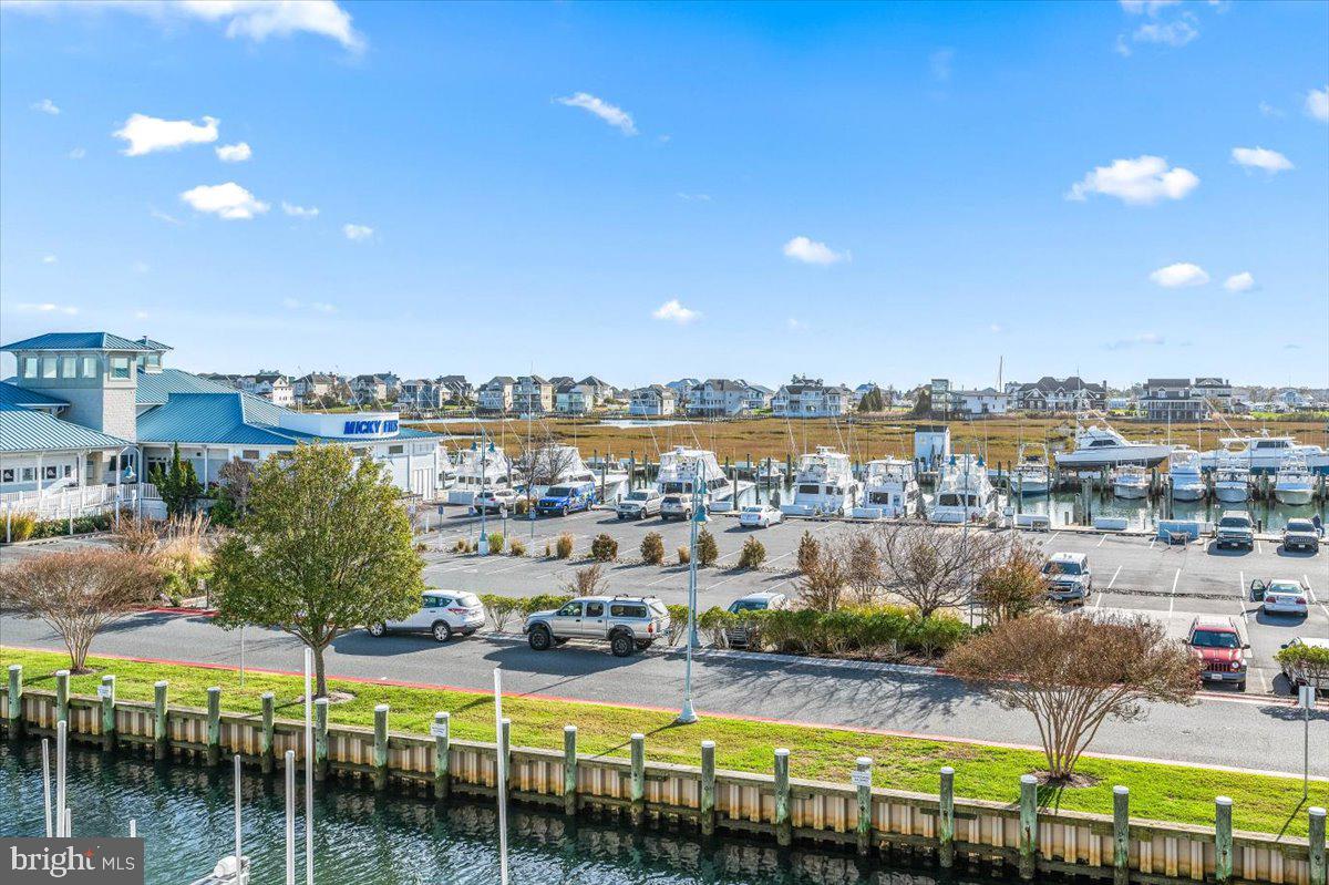 13000 MARINA VIEW LANE 10