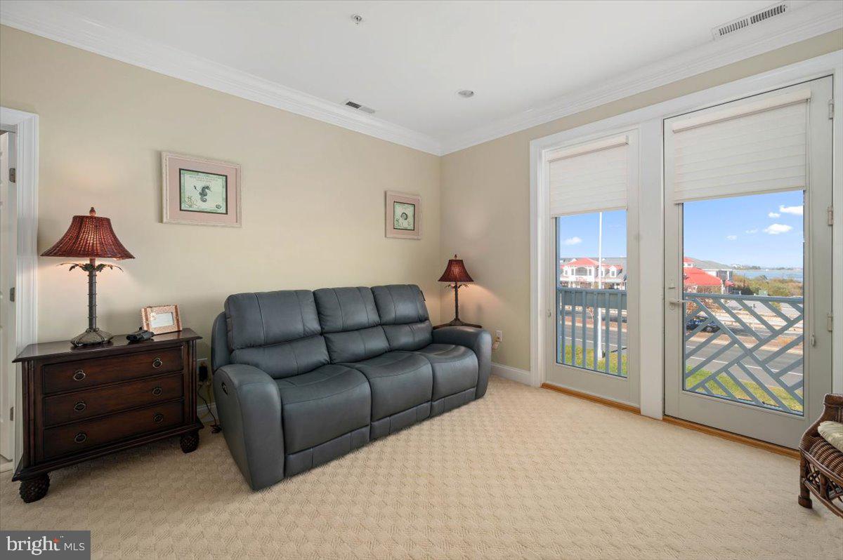 13000 MARINA VIEW LANE 10