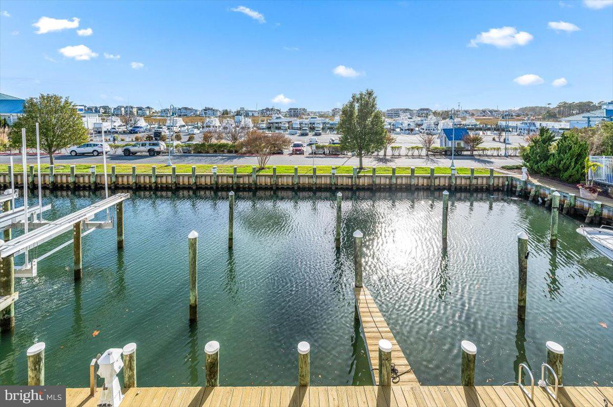 13000 MARINA VIEW LANE 10