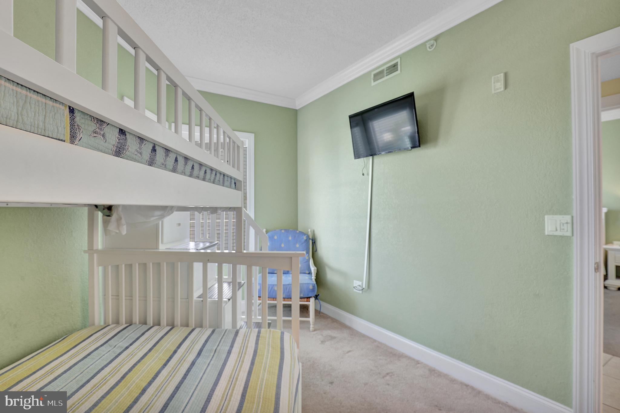 18 41ST STREET 302