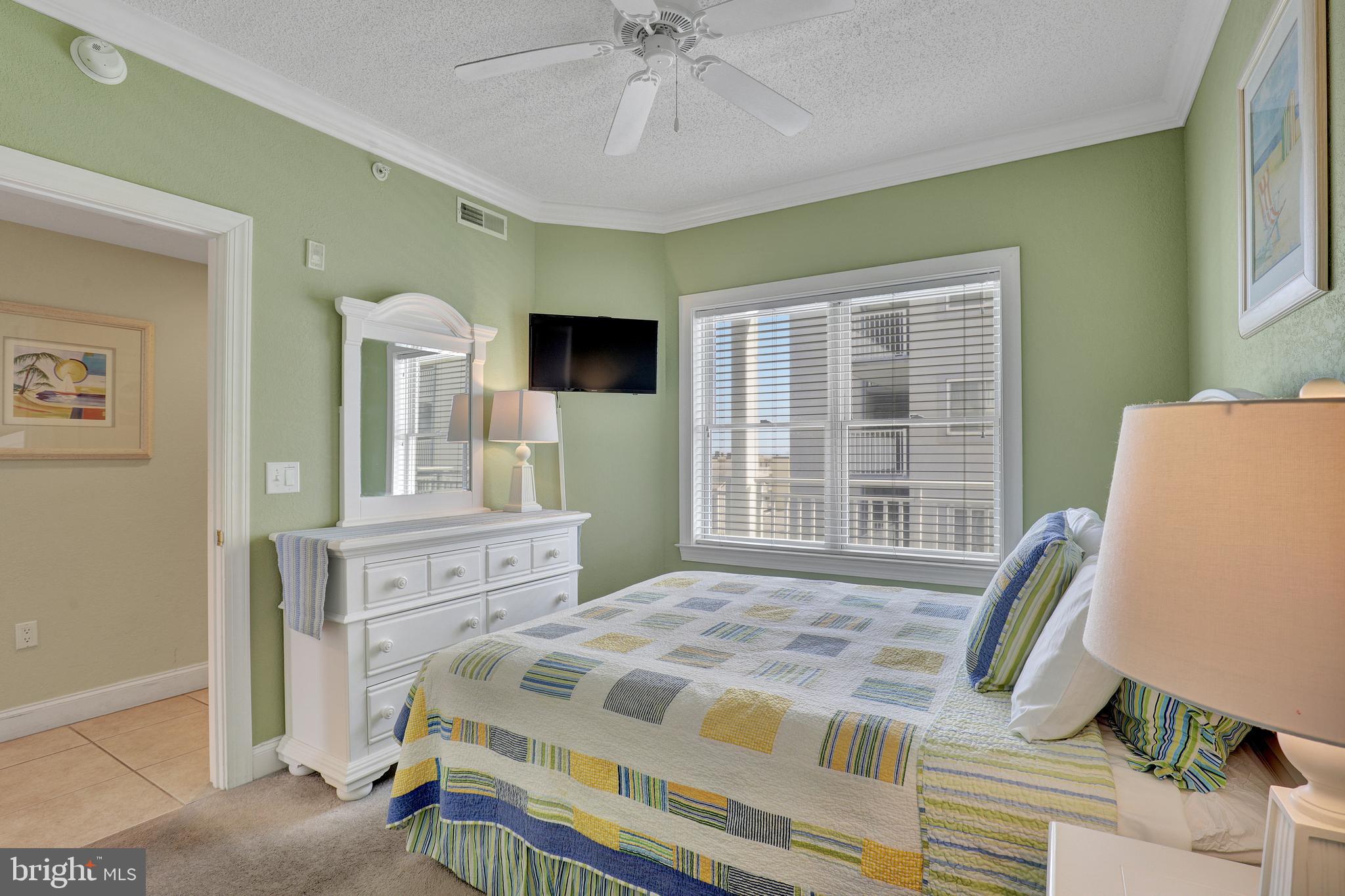 18 41ST STREET 302