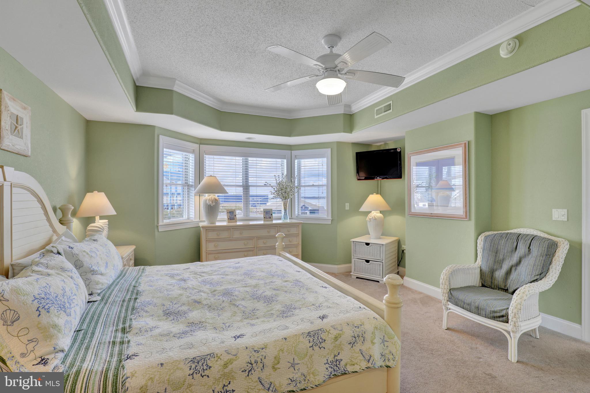 18 41ST STREET 302