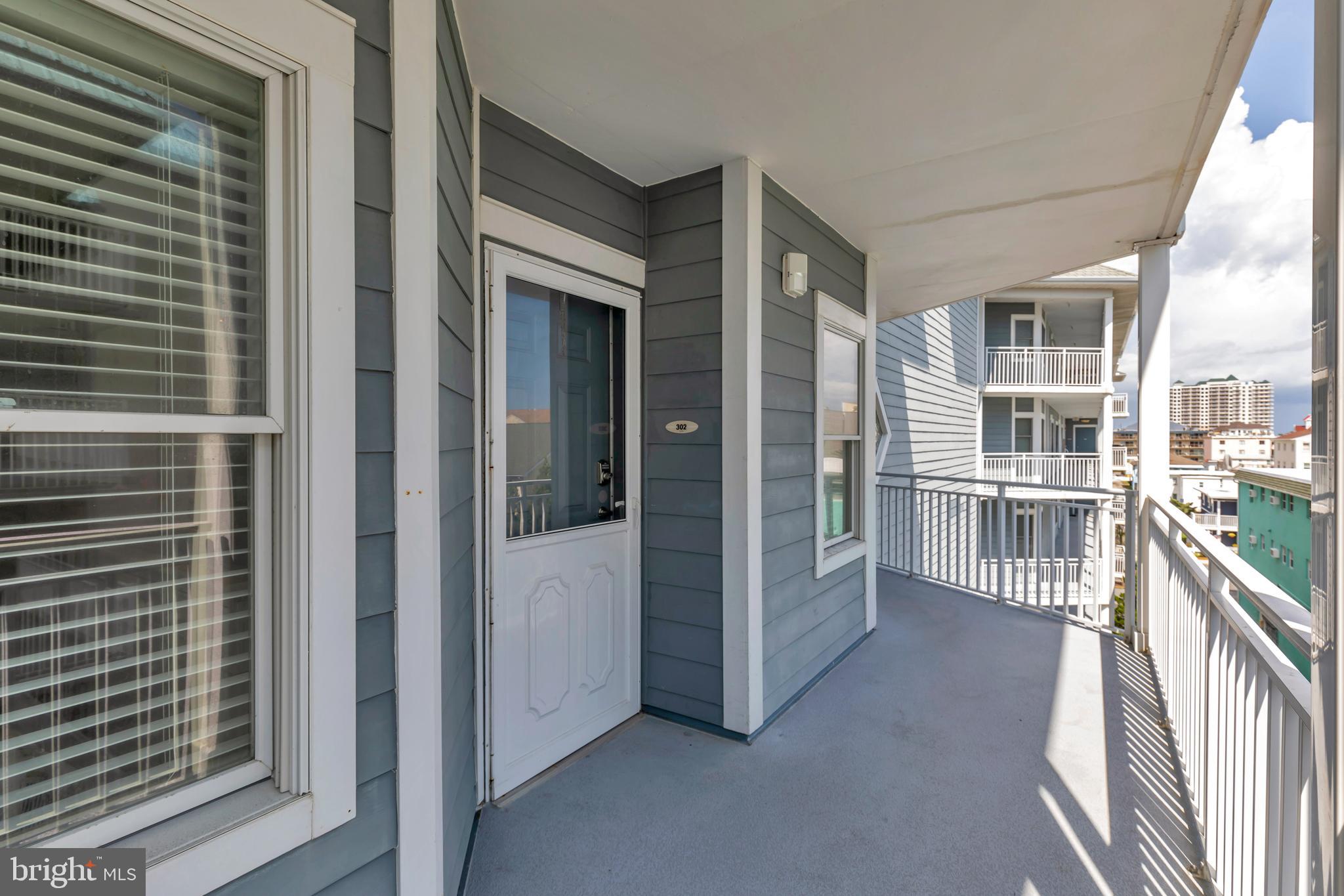 18 41ST STREET 302