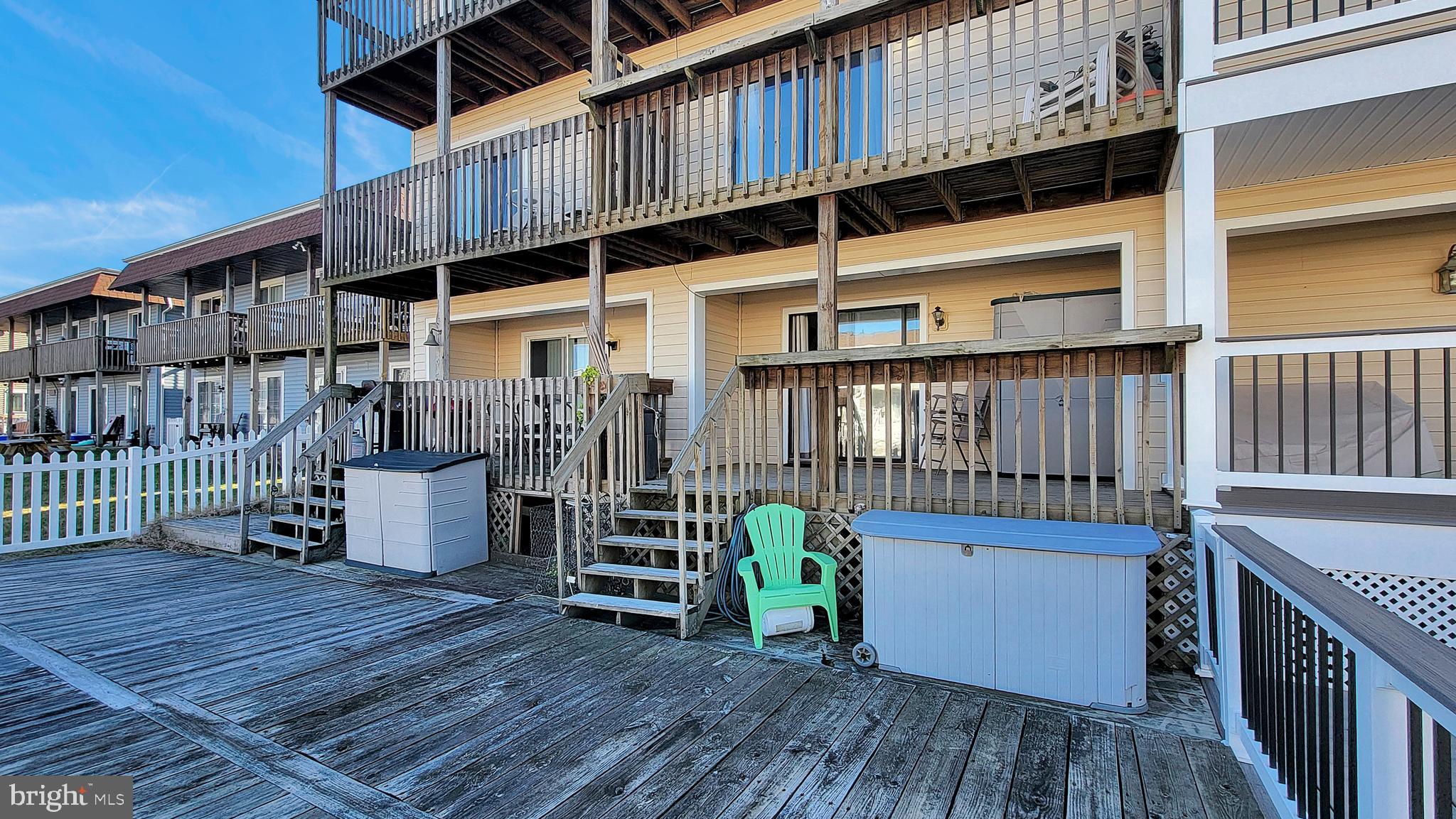 712 BRADLEY ROAD B