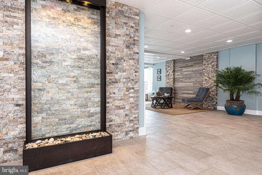 11100 COASTAL HIGHWAY 2002
