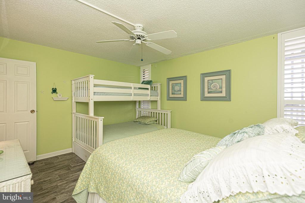 11100 COASTAL HIGHWAY 2002
