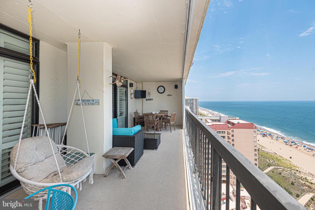 11100 COASTAL HIGHWAY 2002