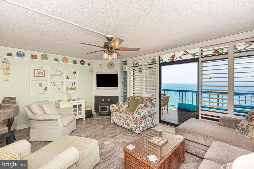 11100 COASTAL HIGHWAY 2002