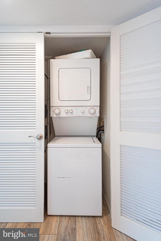 9 47TH STREET 207