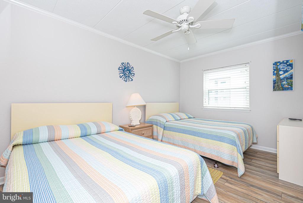 9 47TH STREET 207