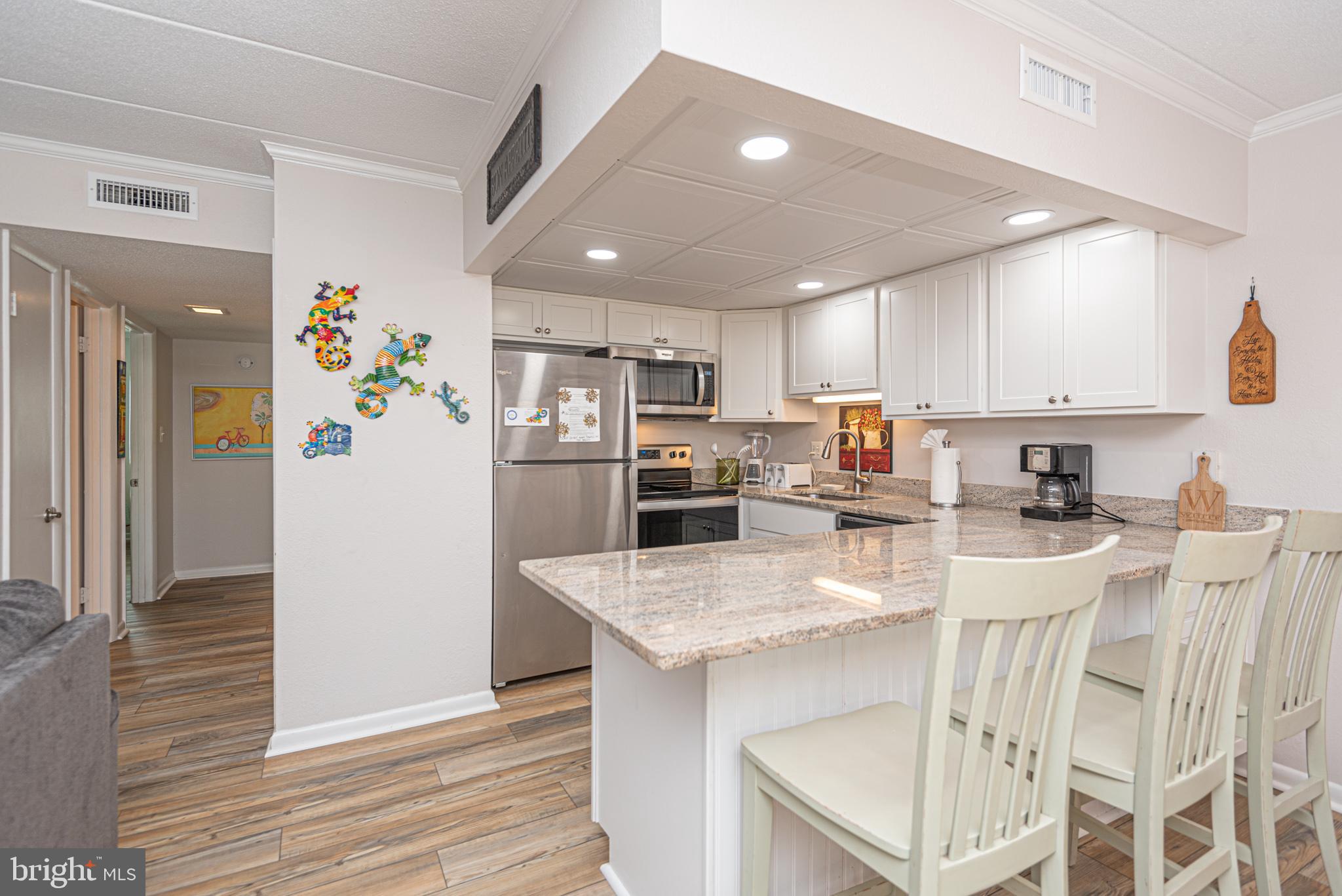 9 47TH STREET 207