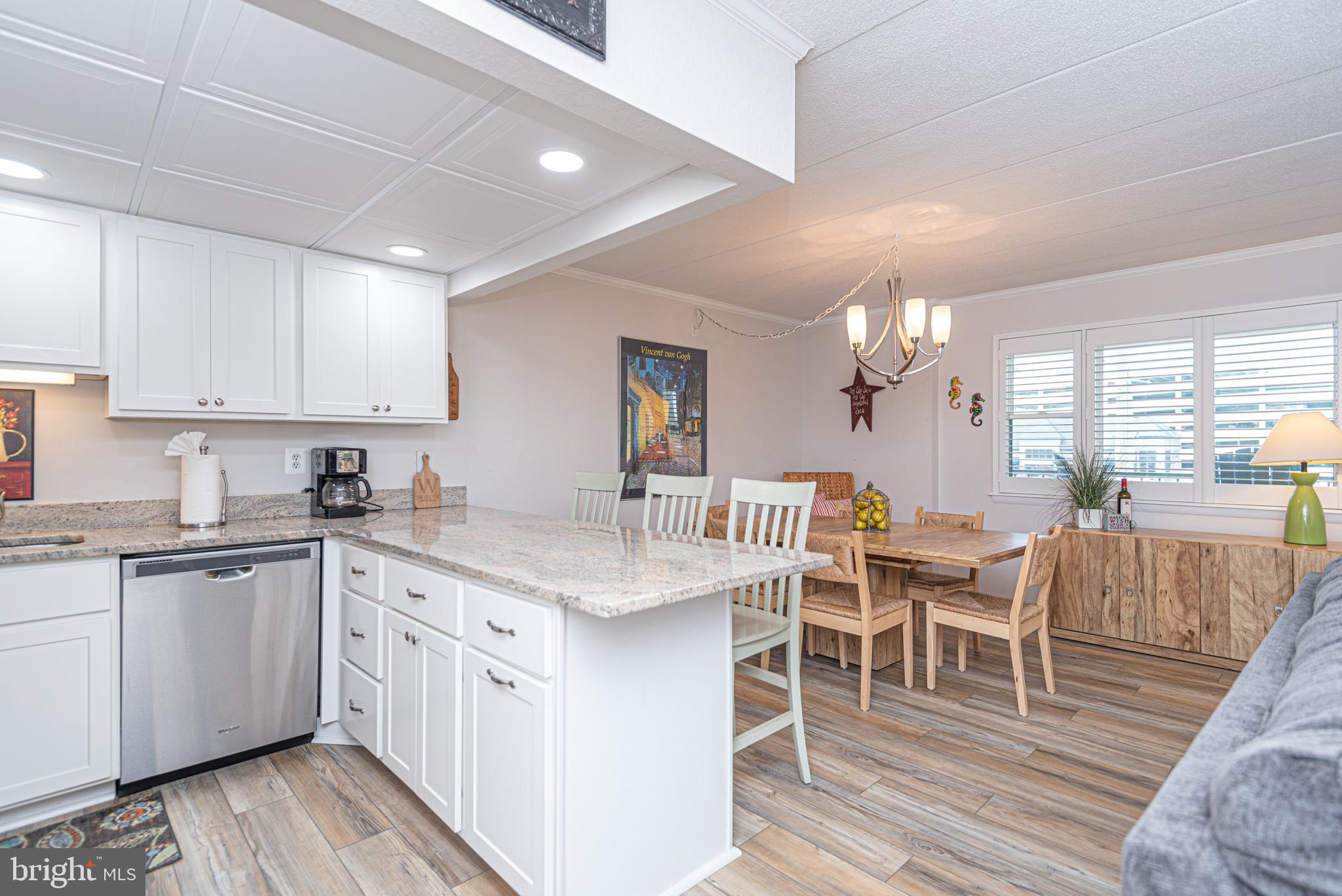 9 47TH STREET 207