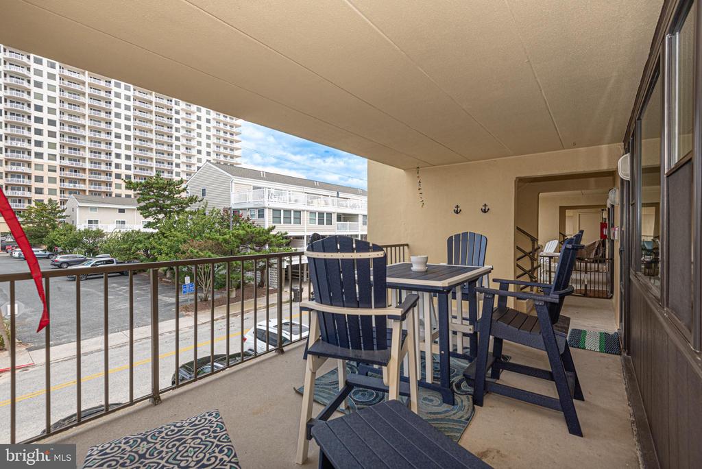 9 47TH STREET 207