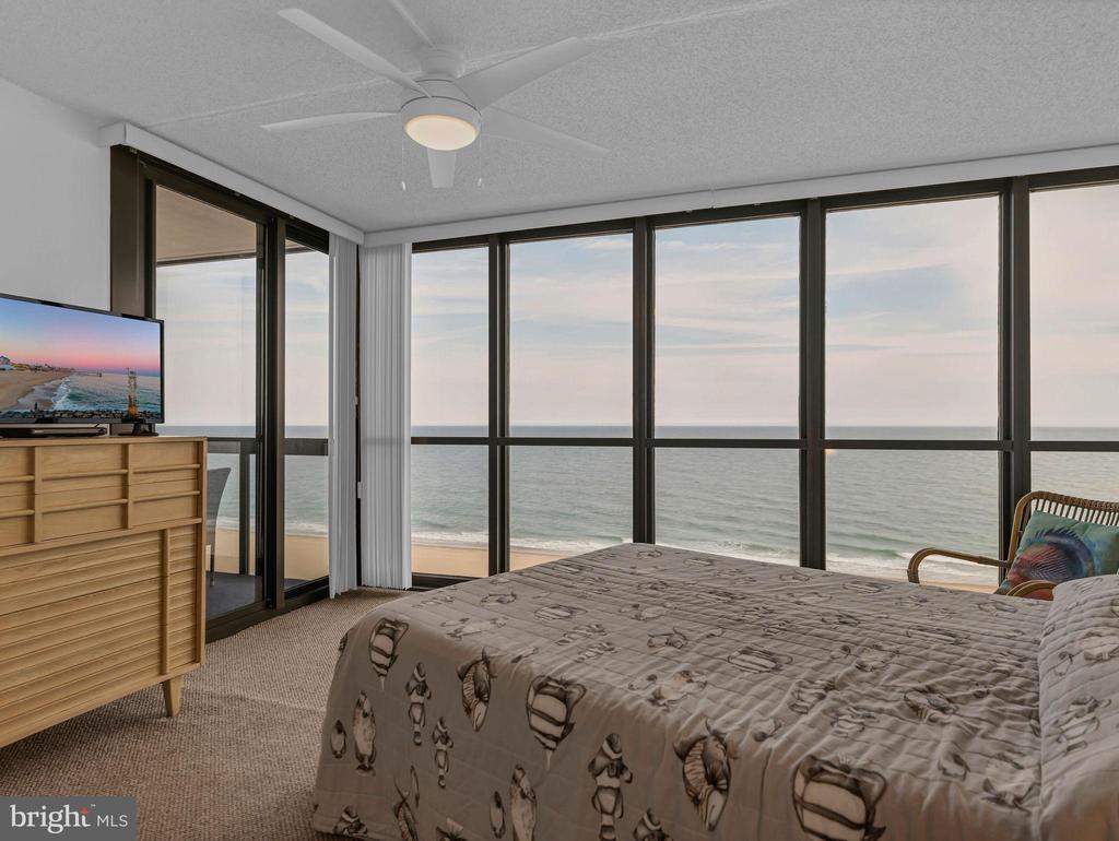 10900 COASTAL HIGHWAY 915