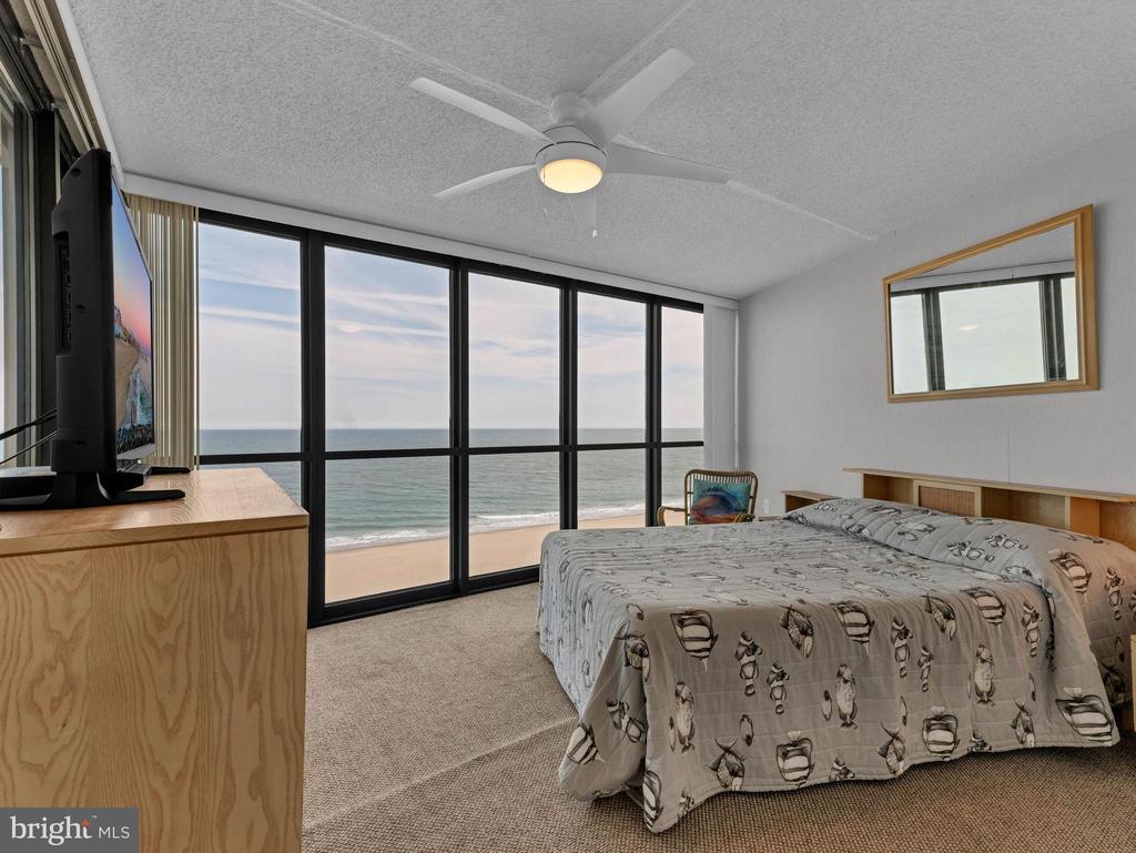 10900 COASTAL HIGHWAY 915