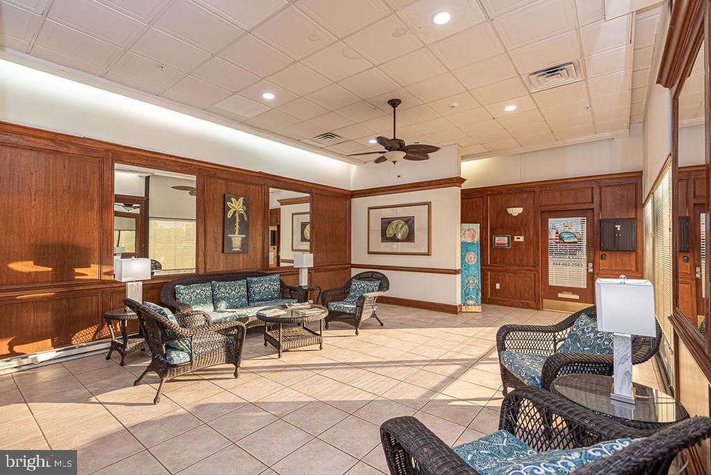 10900 COASTAL HIGHWAY 915