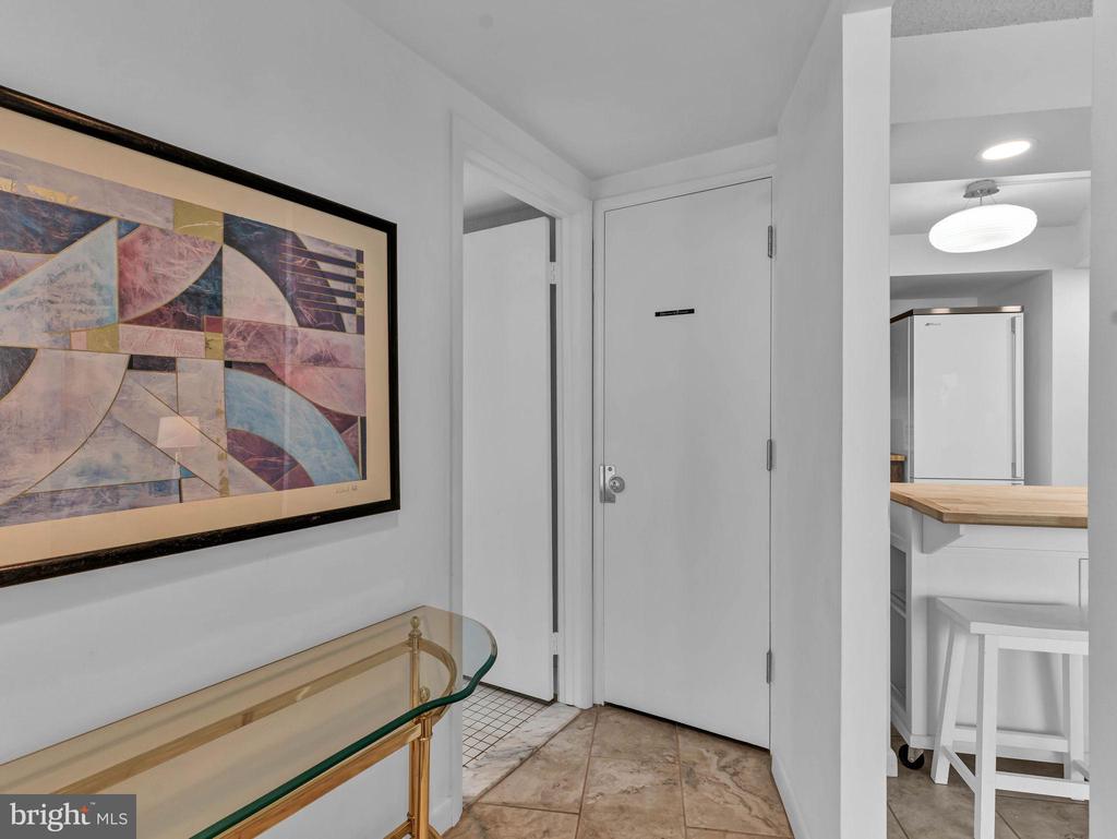 10900 COASTAL HIGHWAY 915