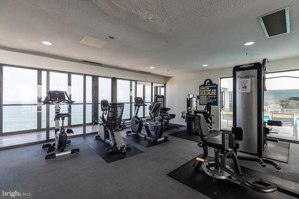 10900 COASTAL HIGHWAY 915
