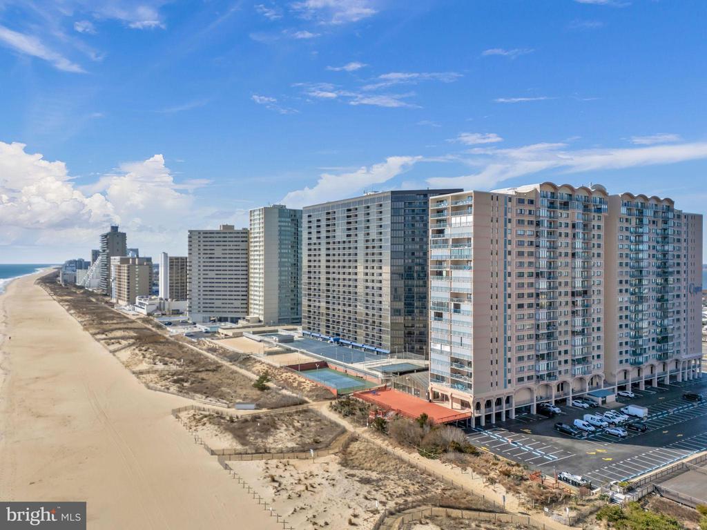 11000 COASTAL HIGHWAY 2004