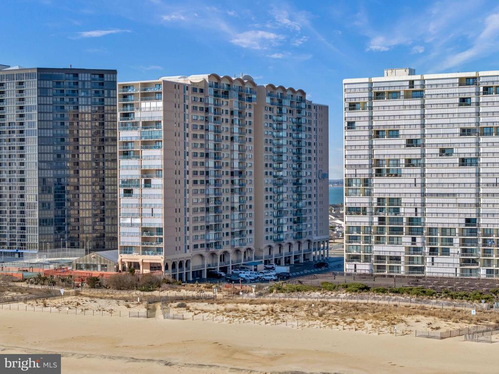 11000 COASTAL HIGHWAY 2004