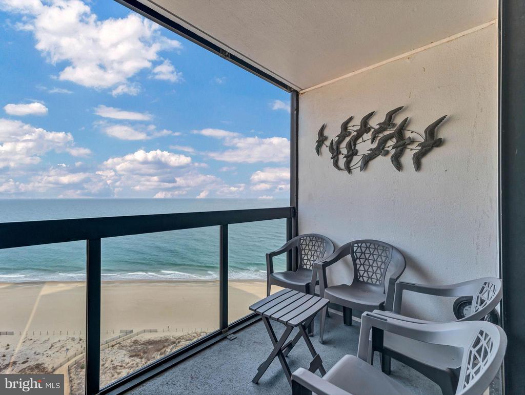 10900 COASTAL HIGHWAY 1702