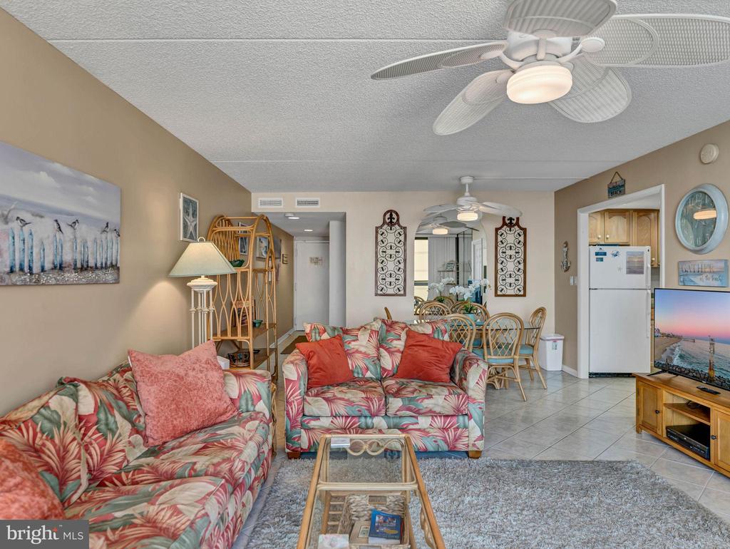 10900 COASTAL HIGHWAY 1702