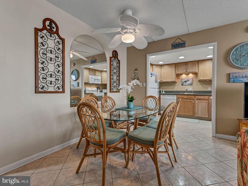 10900 COASTAL HIGHWAY 1702