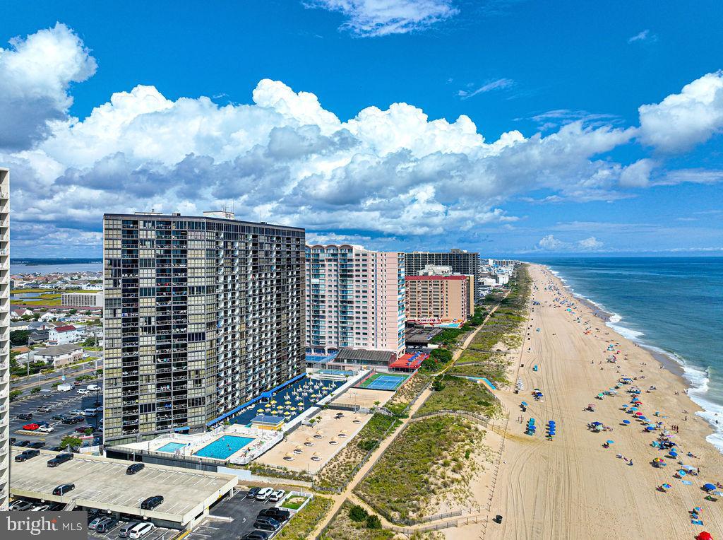 10900 COASTAL HIGHWAY 1702