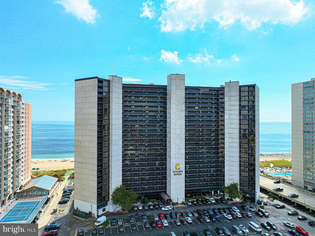10900 COASTAL HIGHWAY 1702