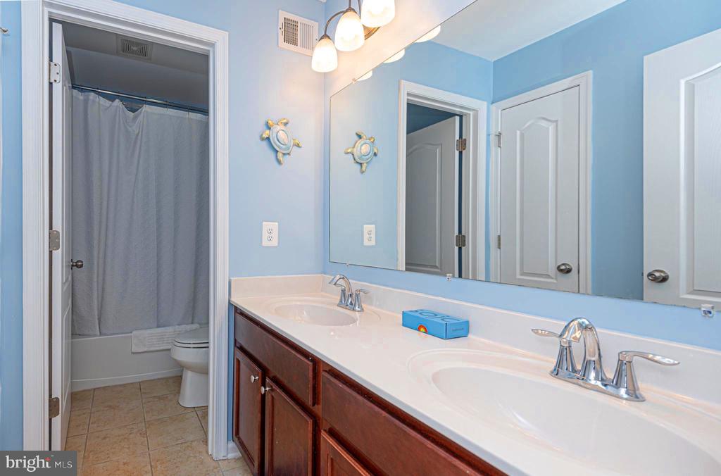 12910 SAND BAR LANE 4