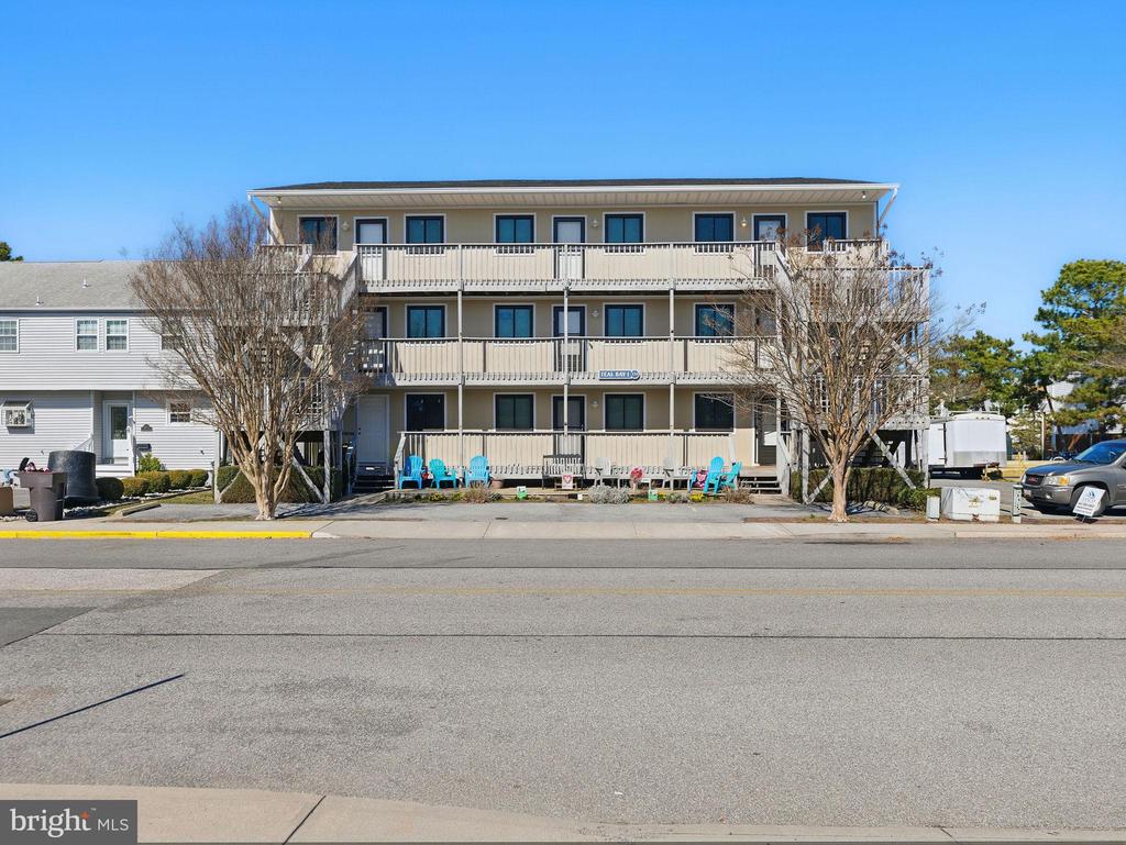 152 JAMESTOWN ROAD 10101
