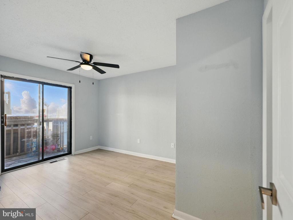 152 JAMESTOWN ROAD 10101