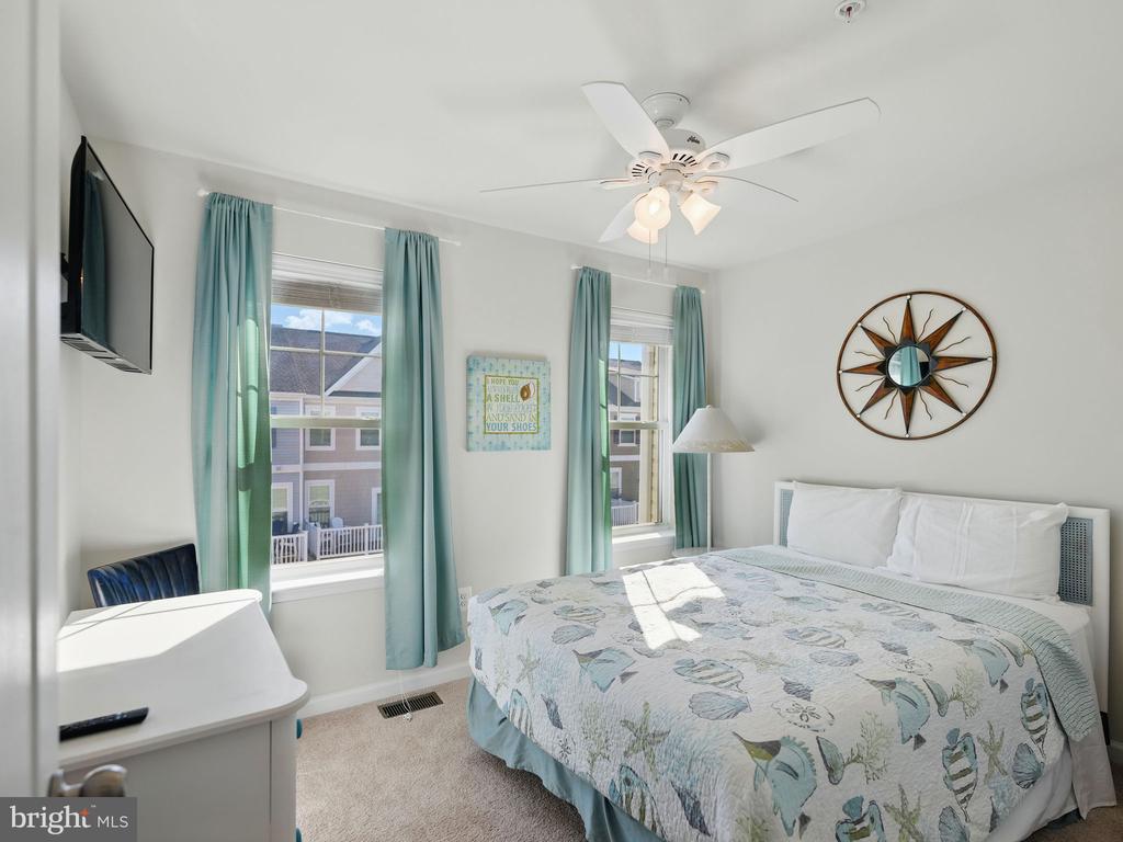 12909 SAND BAR LANE 2 & BOAT SLIP M24