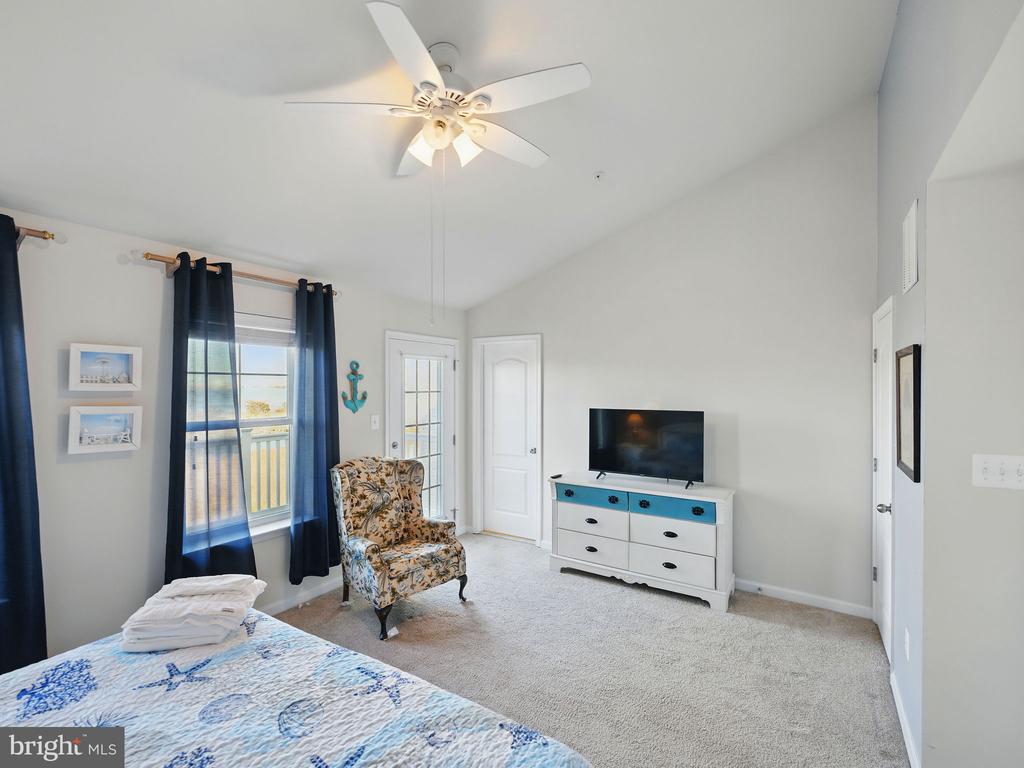 12909 SAND BAR LANE 2 & BOAT SLIP M24