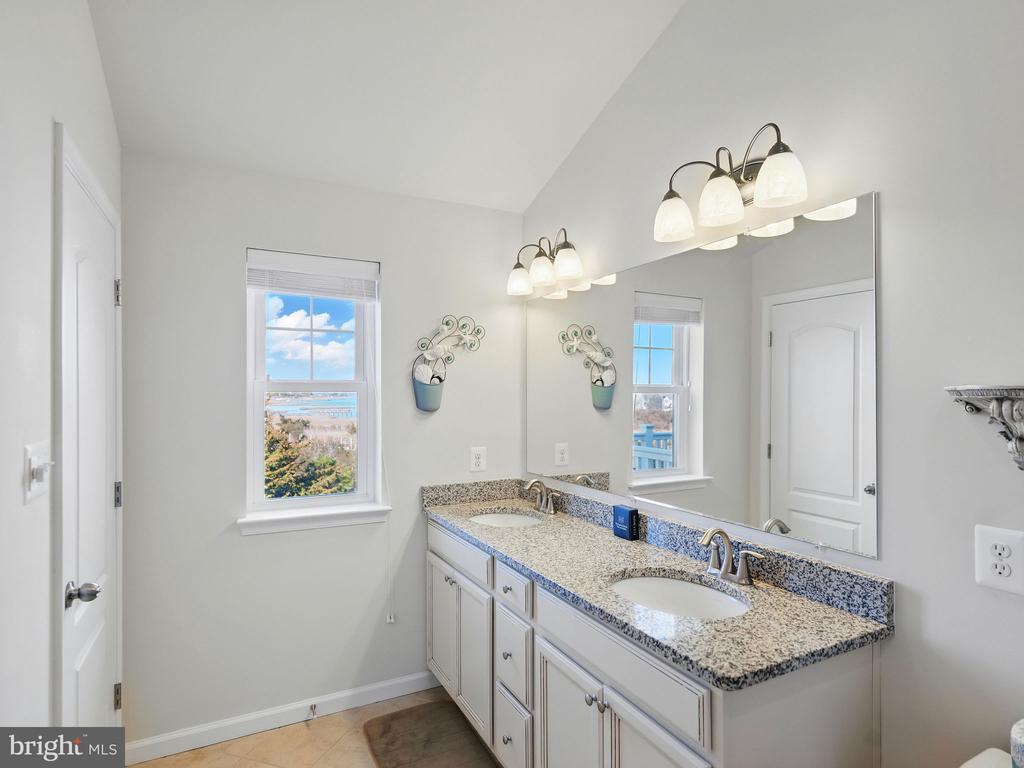 12909 SAND BAR LANE 2 & BOAT SLIP M24