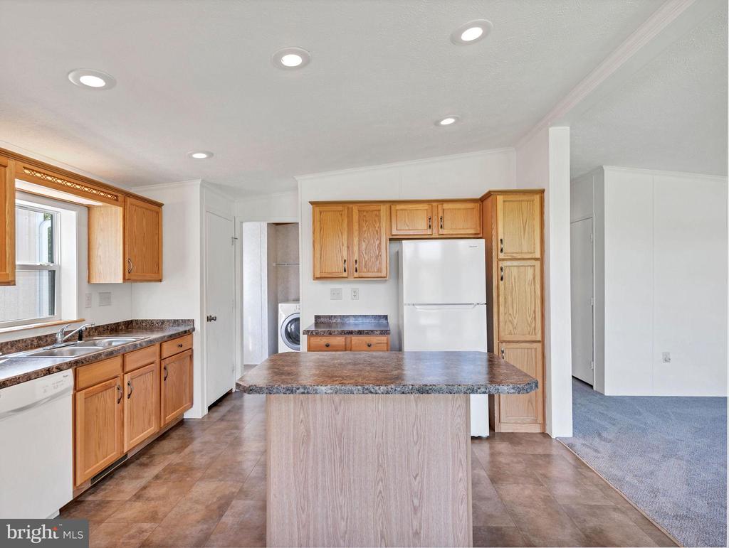 9811 PEERLESS ROAD