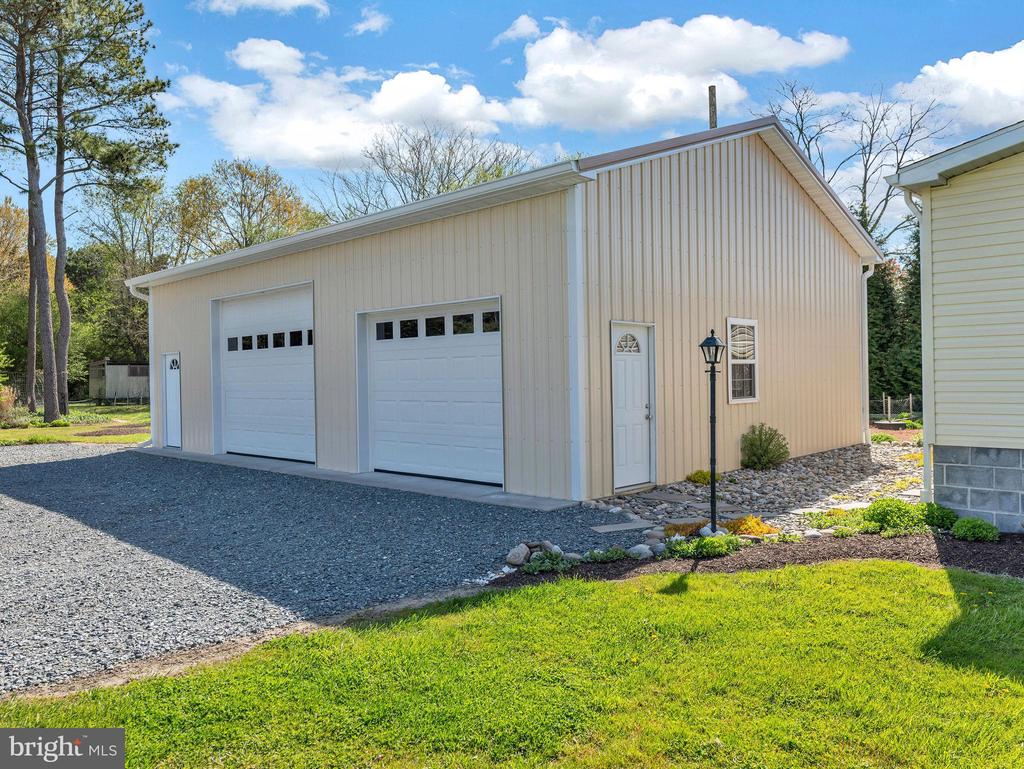 9811 PEERLESS ROAD