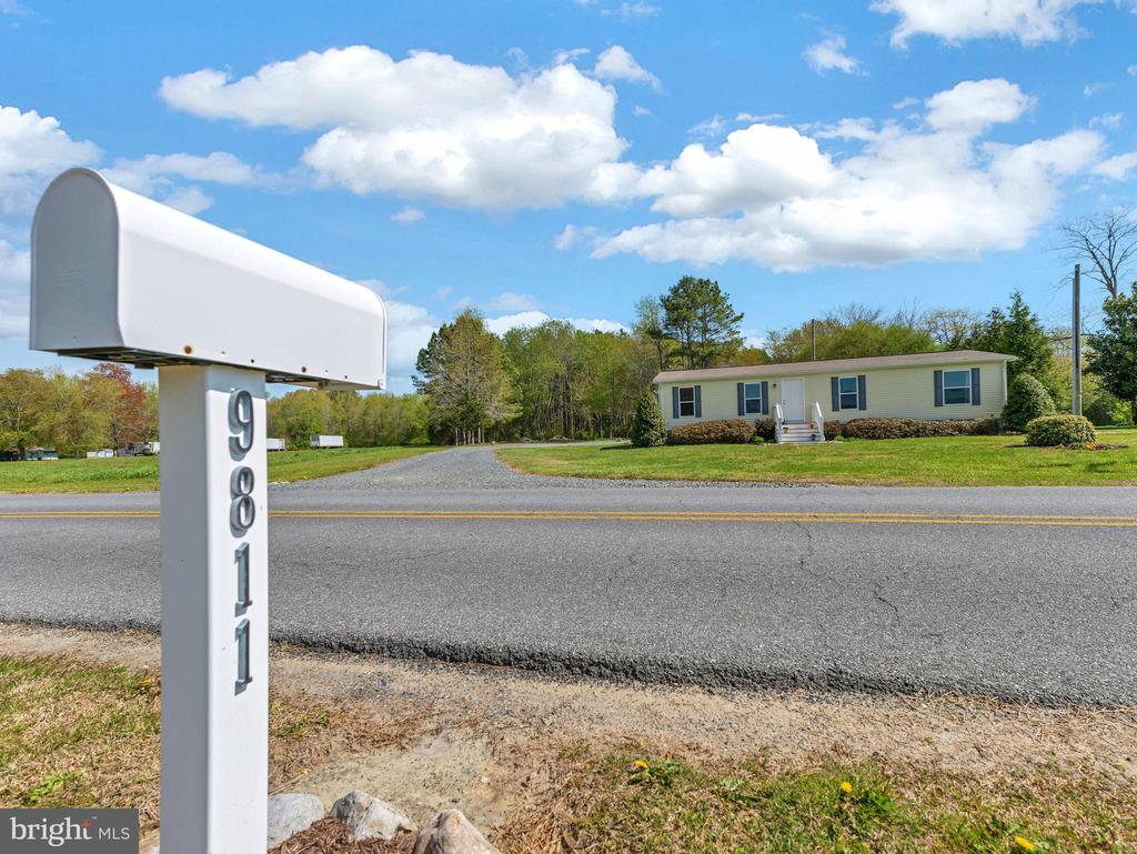 9811 PEERLESS ROAD