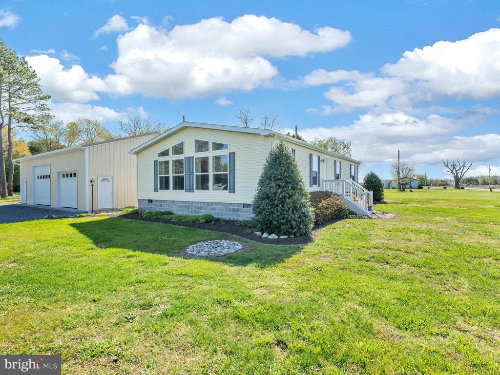 9811 PEERLESS ROAD