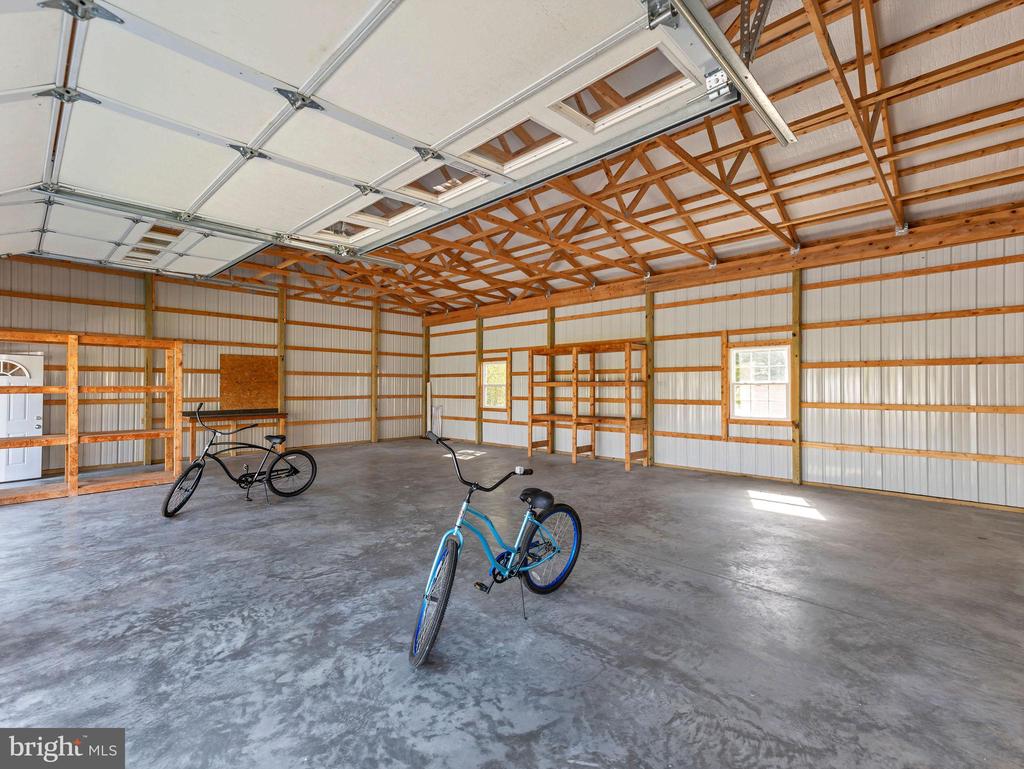 9811 PEERLESS ROAD