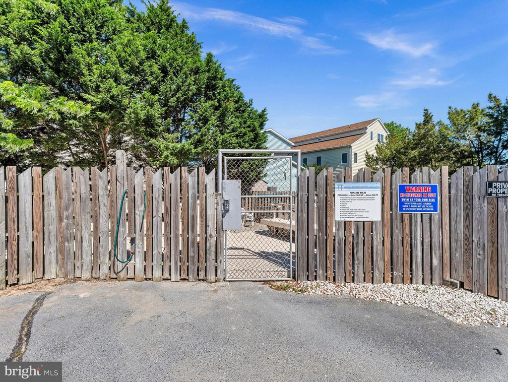 204 33RD STREET 40201