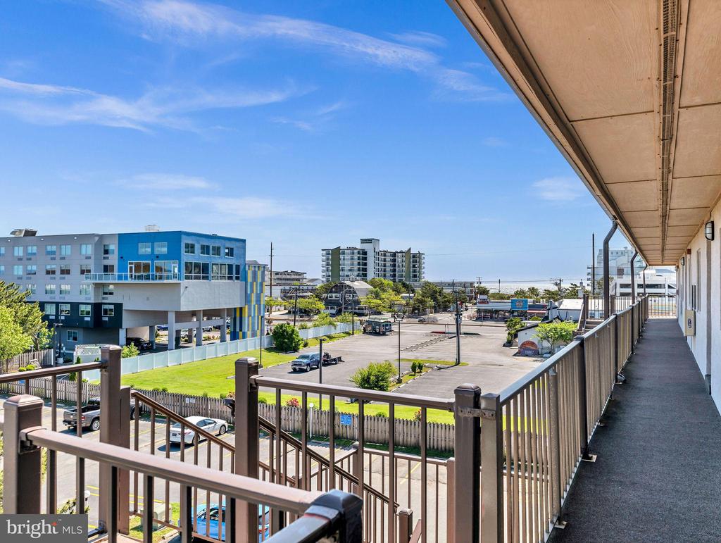 204 33RD STREET 40201