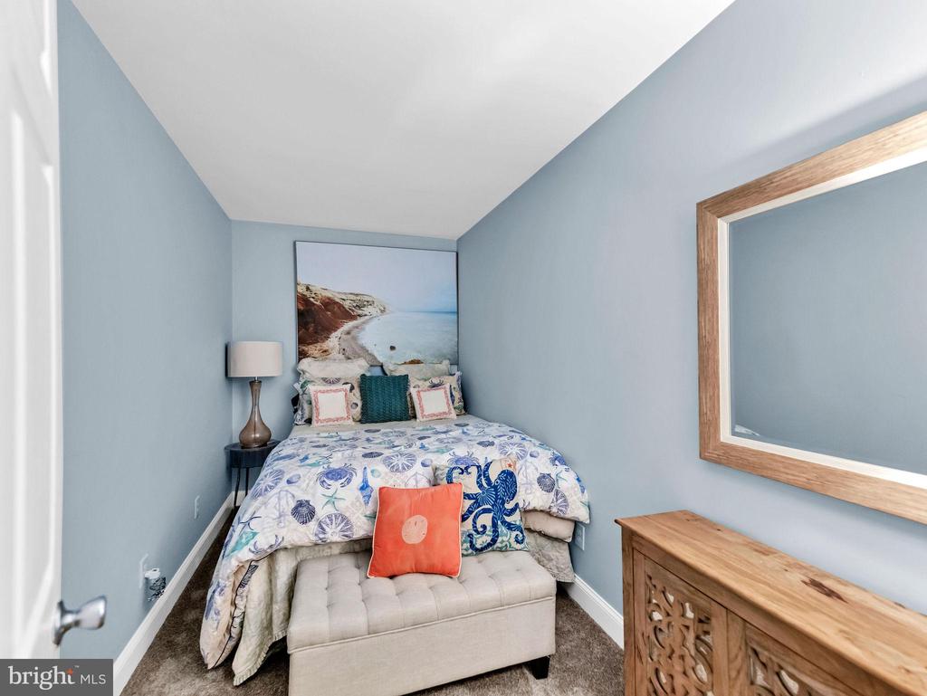12608 SELSEY ROAD