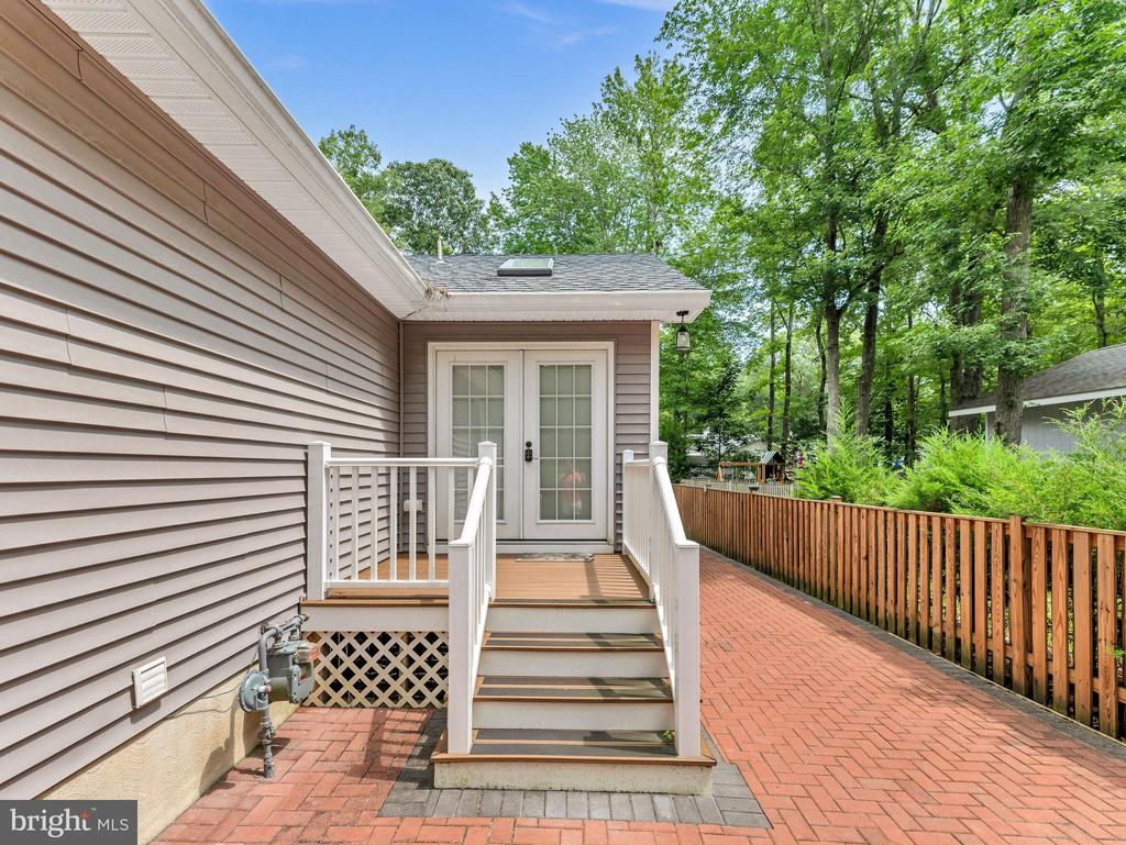 76 BIRDNEST DRIVE