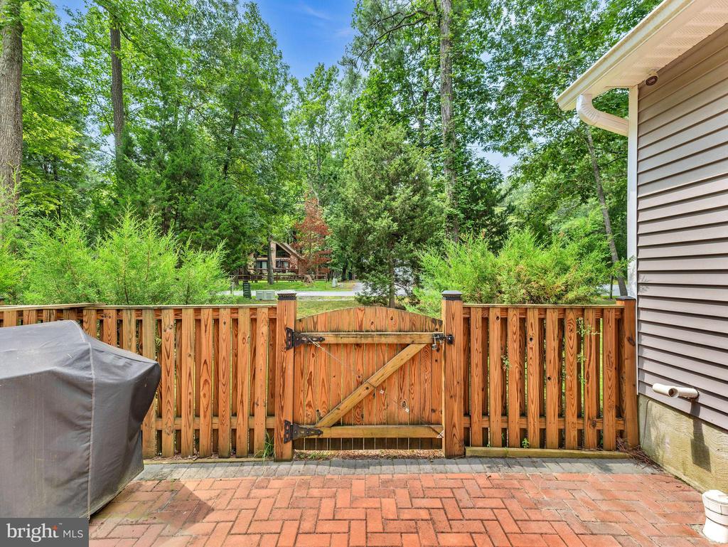 76 BIRDNEST DRIVE