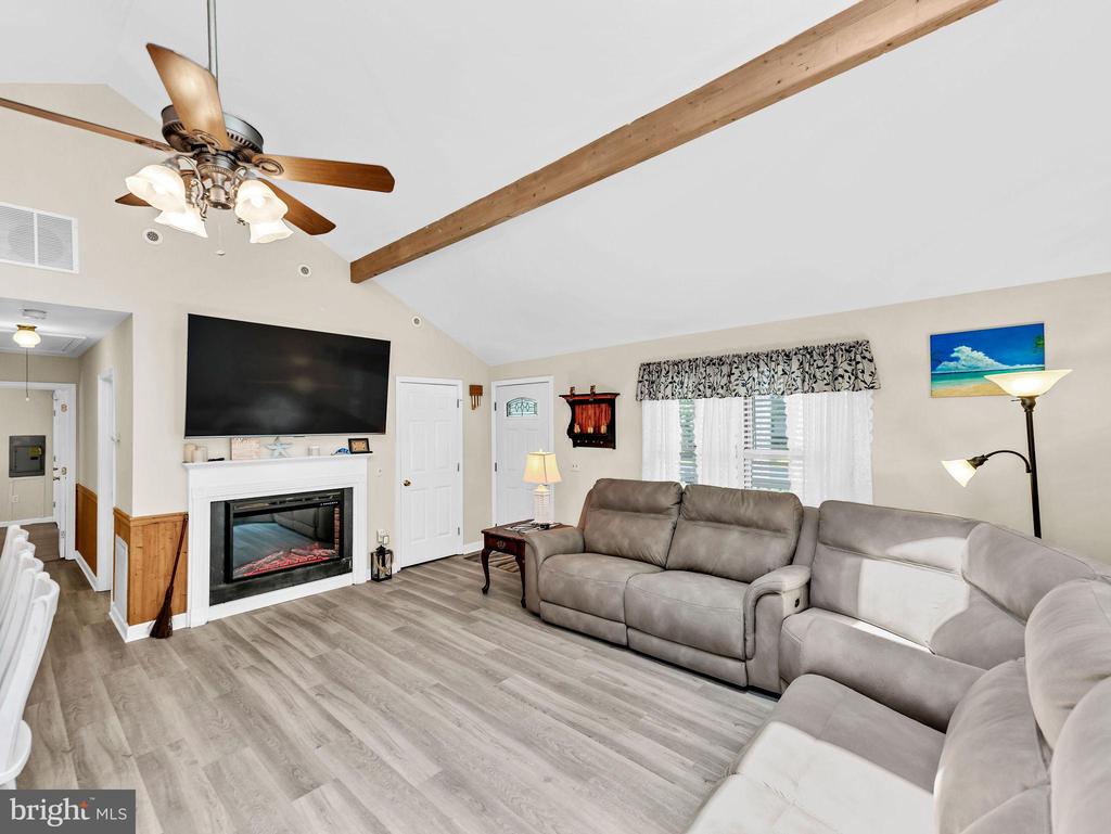 76 BIRDNEST DRIVE