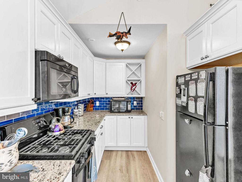 76 BIRDNEST DRIVE