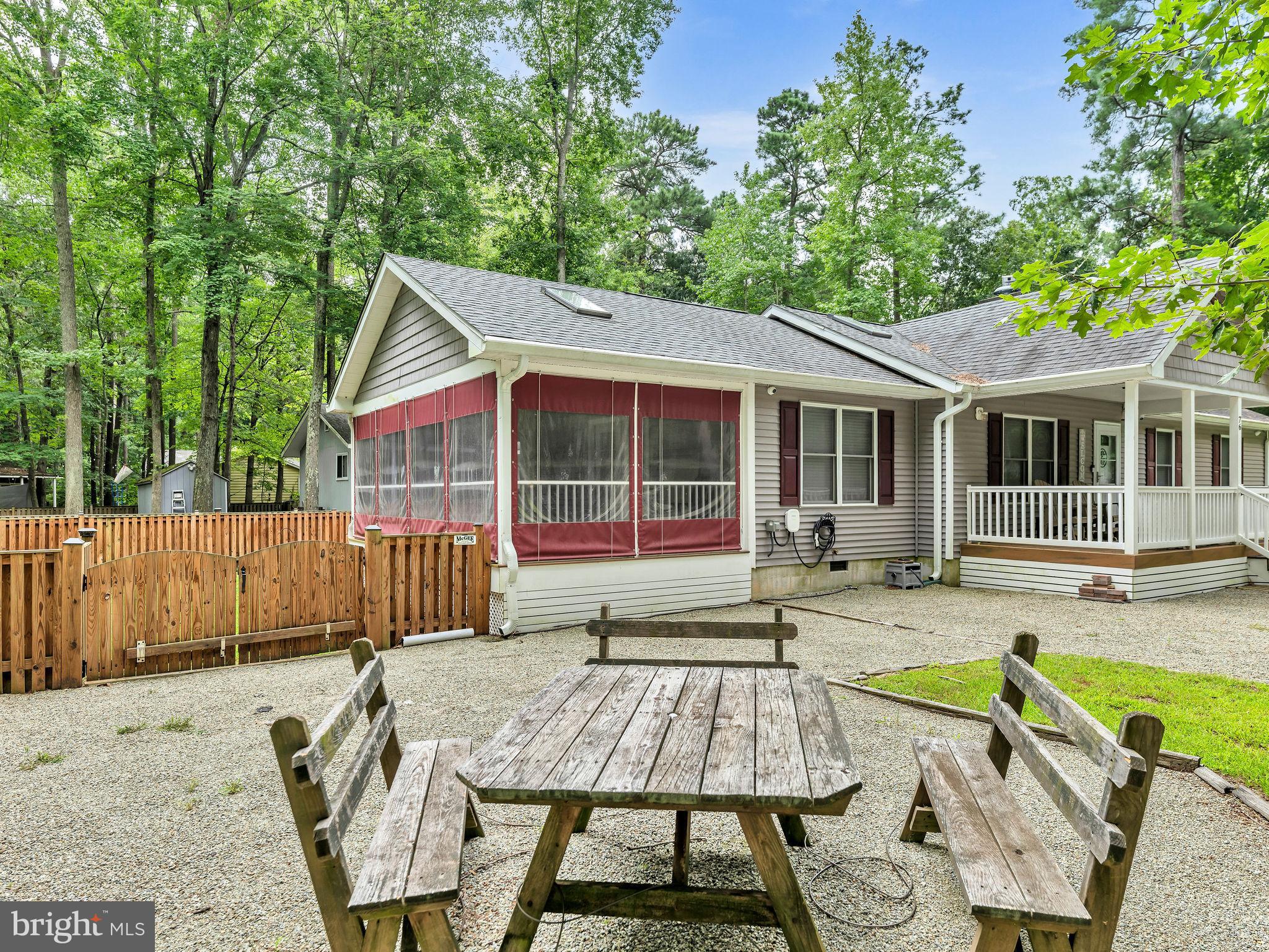 76 BIRDNEST DRIVE