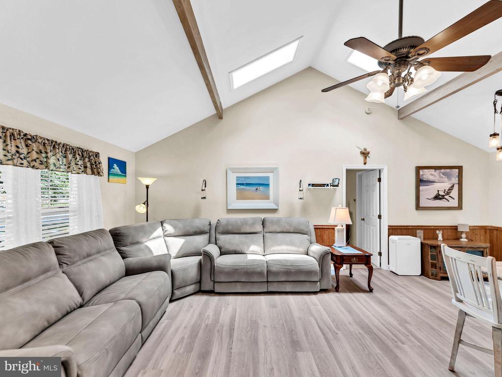 76 BIRDNEST DRIVE
