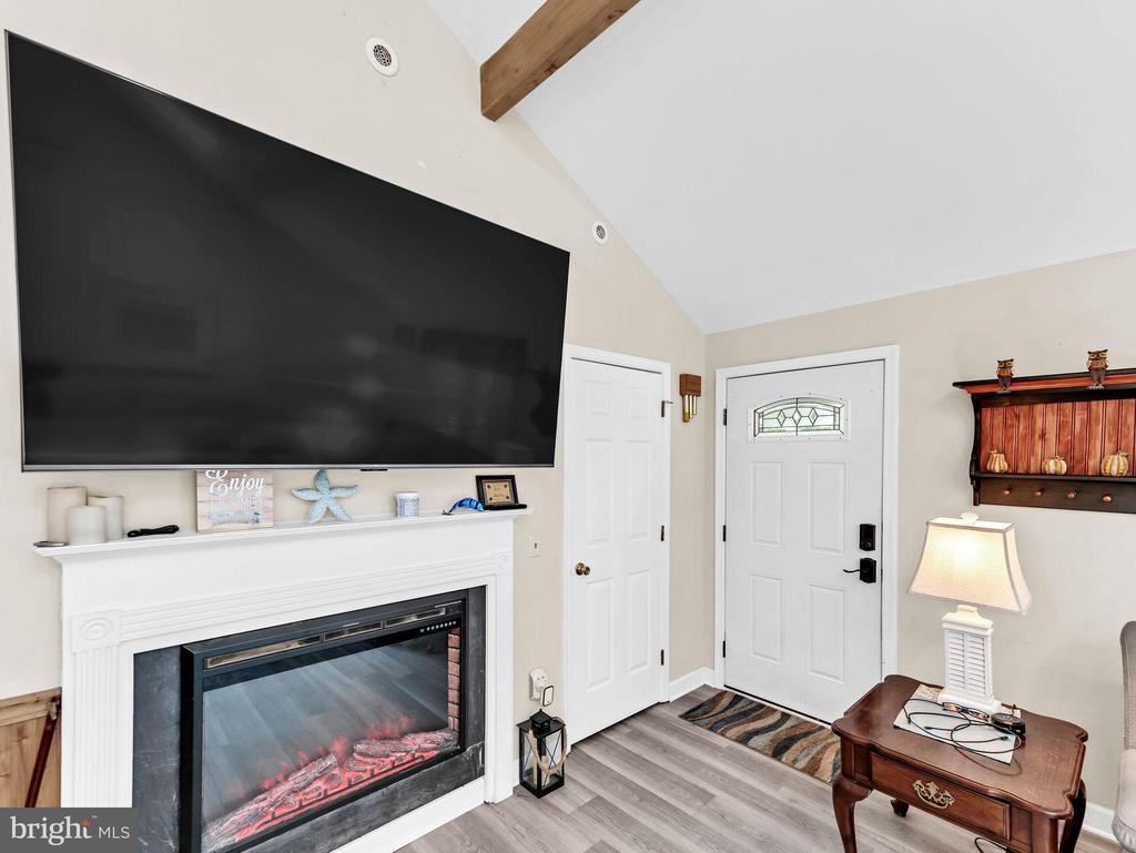 76 BIRDNEST DRIVE